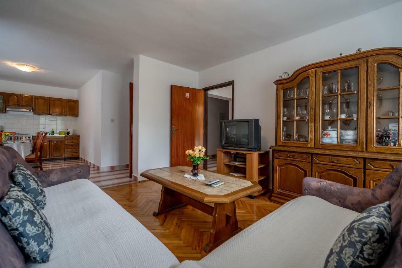 Apartment Matija Podstrana Luaran gambar