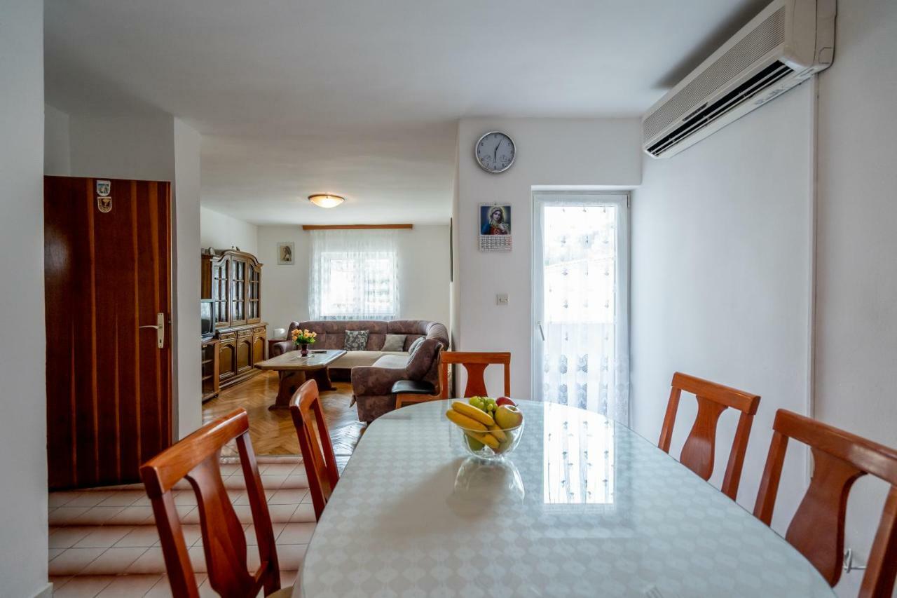Apartment Matija Podstrana Luaran gambar