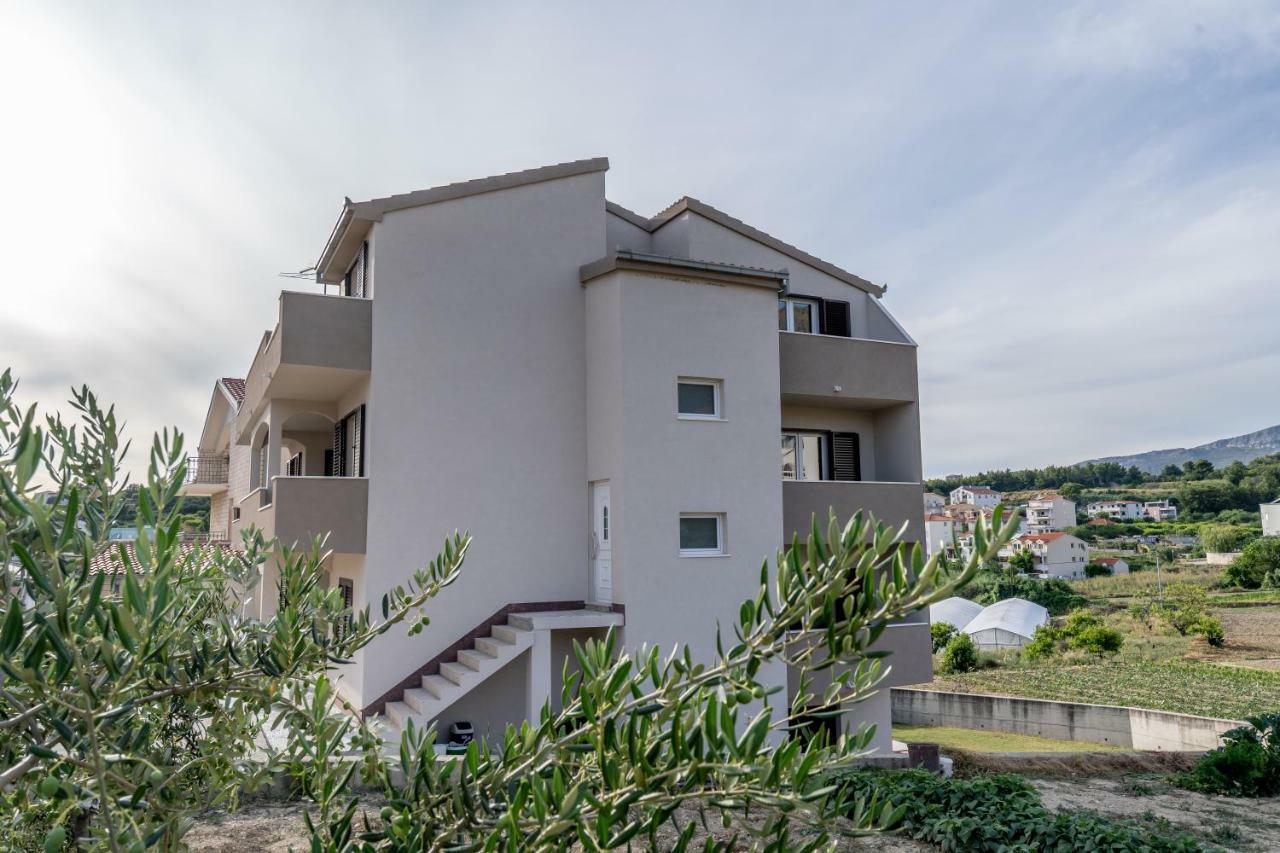 Apartment Matija Podstrana Luaran gambar