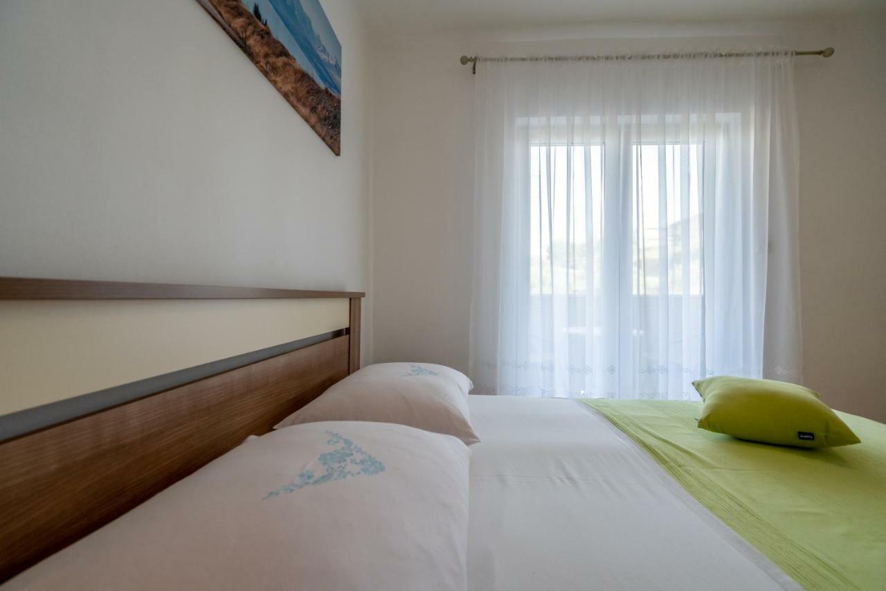 Apartment Matija Podstrana Luaran gambar