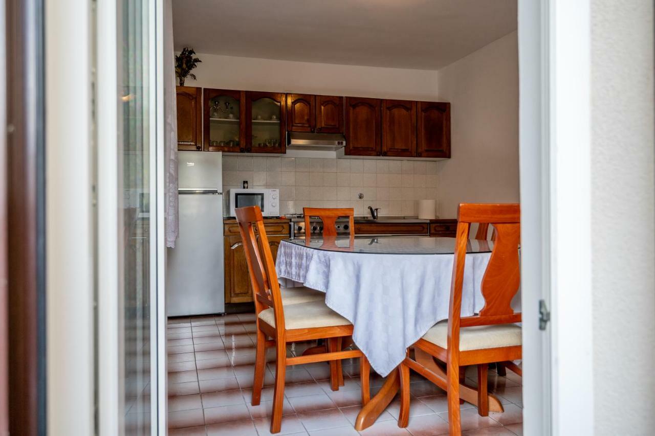 Apartment Matija Podstrana Luaran gambar