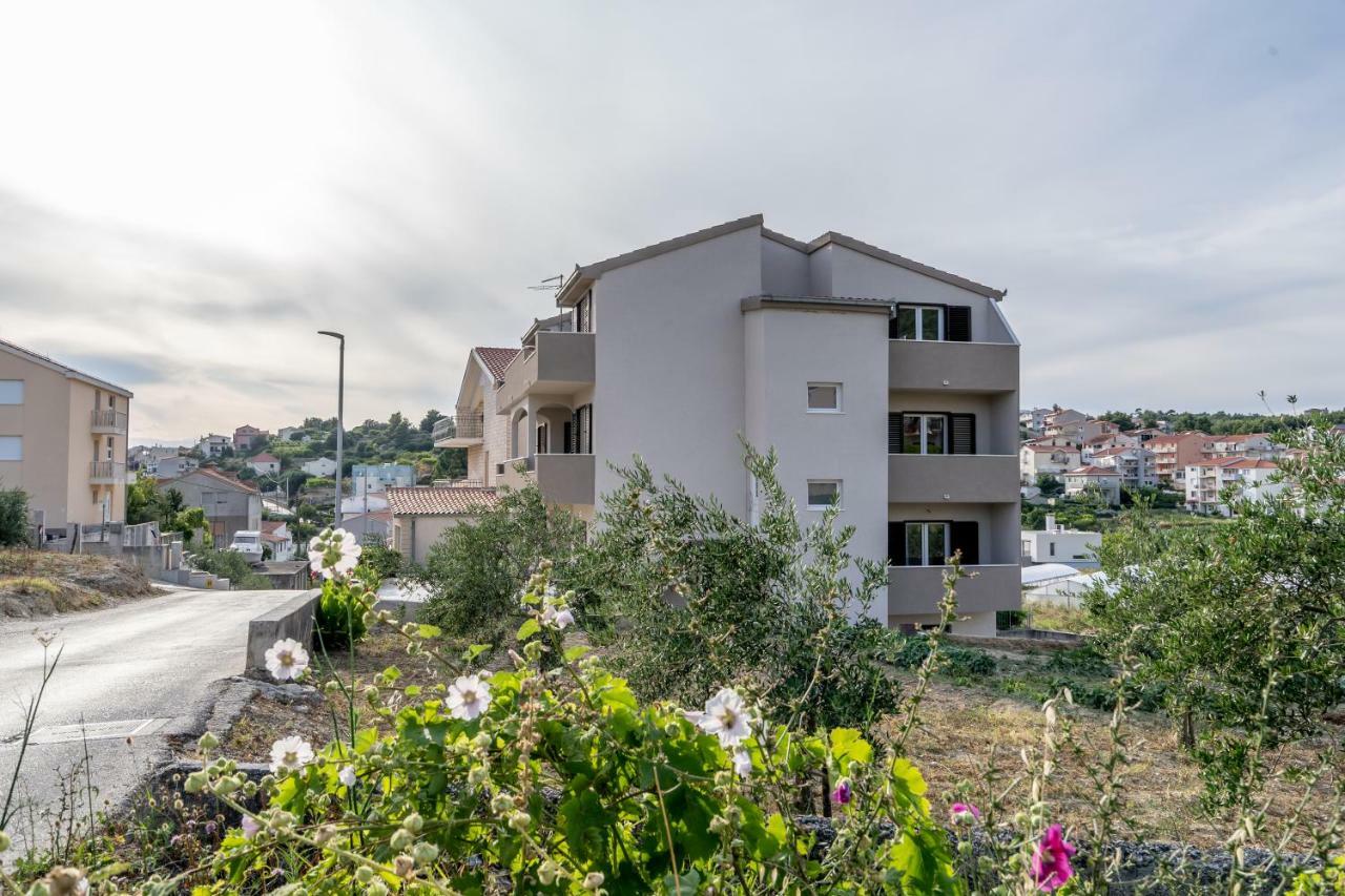 Apartment Matija Podstrana Luaran gambar